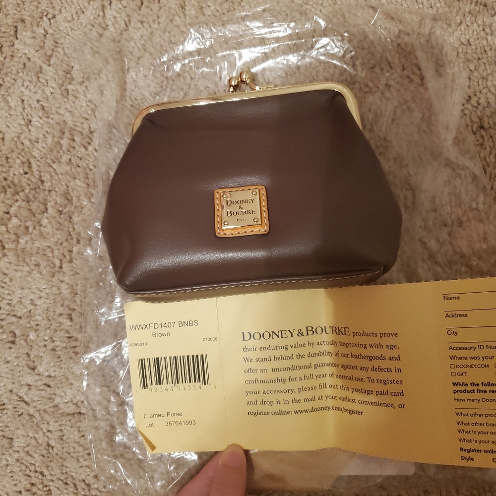Dooney & Bourke Purse - Picture 3 of 6